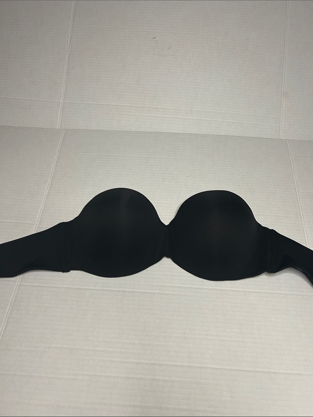 Maidenform 38C Black Underwire Convertible Strapless Bra